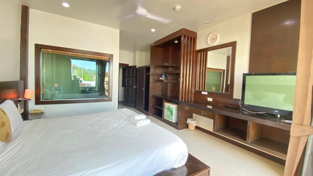 Sm Patong Resort Экстерьер фото